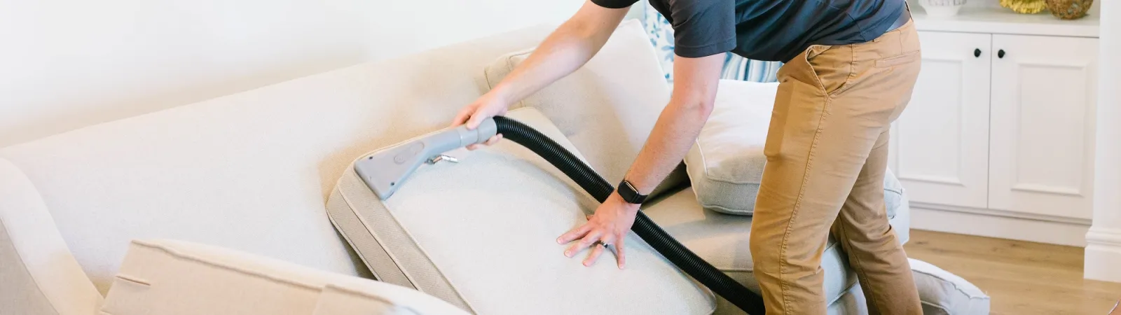Couch & Carpet Cleaning in Strongsville